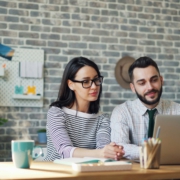 vitaly-gariev-bEQgcVTb1hQ-unsplash Führungskraft fördert Mitarbeiterbeteiligung im Mitarbeiterrat