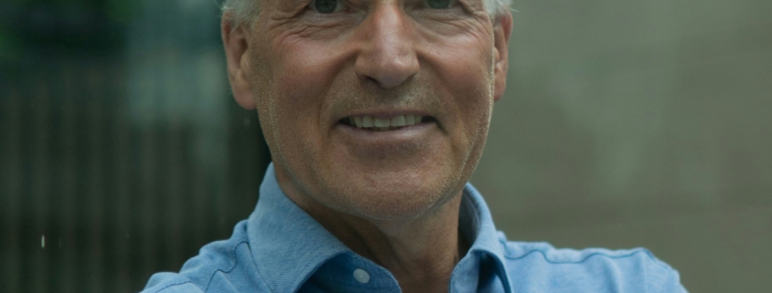 Babyboomer gehen nicht, weil sie müde sind. Sie gehen, weil wir sie nicht halten. Warum verlassen Babyboomer den Arbeitsmarkt wirklich? Zahlen, Hintergründe und konkrete Maßnahmen für Betroffene, Führungskräfte und HR, damit wertvolle Erfahrung im Unternehmen bleibt.